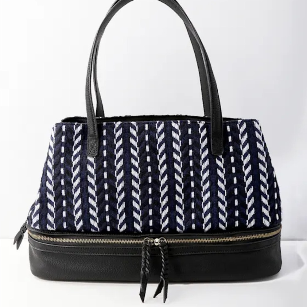 Lulu’s Briley Navy Blue and Black Woven Tote Bag Travel Bag Carry on